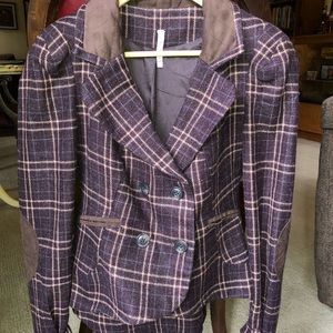 Willow & Clay plaid blazer